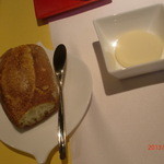 レストラン・セン - パンもバターも美味しいです！