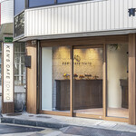 KEN'S CAFE TOKYO - 外観
