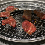 Kokusangyuu Yakiniku Kuidon - 