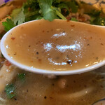 タイ・イサーン料理 ヤムヤム - 