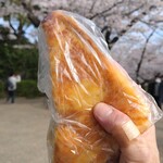 ル・グルニエ・ア・パン - クロックムッシュ　桜見えるかなー汗　千鳥ヶ淵公園にて、