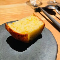 ラ・ボンヌターブル - 