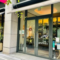 ラ・ボンヌターブル - 