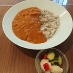 カフェトラモナ - ひよこ豆と野菜のカレー