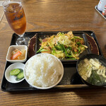 わ楽 - ホルモン炒め定食