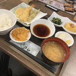 tendontenyatonkatsuchitaka - 天ぷら定食