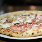 Motive Pizzeria E Caseificio - ２０２２年３月再訪：フレッシュモッツァレラとパルマ生ハム＆スーマック☆