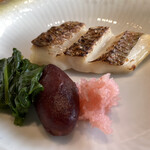 創作料理と天ぷら 秋月 - 桜鯛