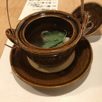 対馬のどぐろとイカ活き造り 博多 魚蔵 都ホテル店 - 