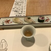 対馬のどぐろとイカ活き造り 博多 魚蔵 都ホテル店 - 