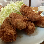 キッチン 高山 - 日生のカキフライが大きめで美味しい