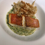 マッシュルーム - 尾長鯛のポワレ 青海苔ソース ハナビラタケのグリエ添え