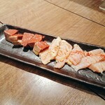 焼肉モランボン - 左『牛心』　右『サクミノ』　どっちも美味かった！　