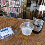 Senriya Saketen - アサヒビール中瓶３２０円　クラッカー６０円
