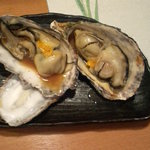 山葵 - 焼き牡蠣（醤油）：醤油の香りもたまりません。