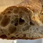 ブリコラージュ ブレッド アンド カンパニー - バゲット　の断面