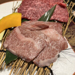 焼肉ホルモン酒場 陽真 - 