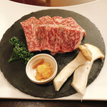 焼肉韓国創作料理店カムサ - 