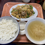 三浦食堂 - 玉子と肉炒め定食600円