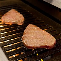 東京食肉市場直送 肉焼屋 D-29 広尾店 - 