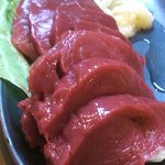 もつ焼 まるい - 馬刺し最高