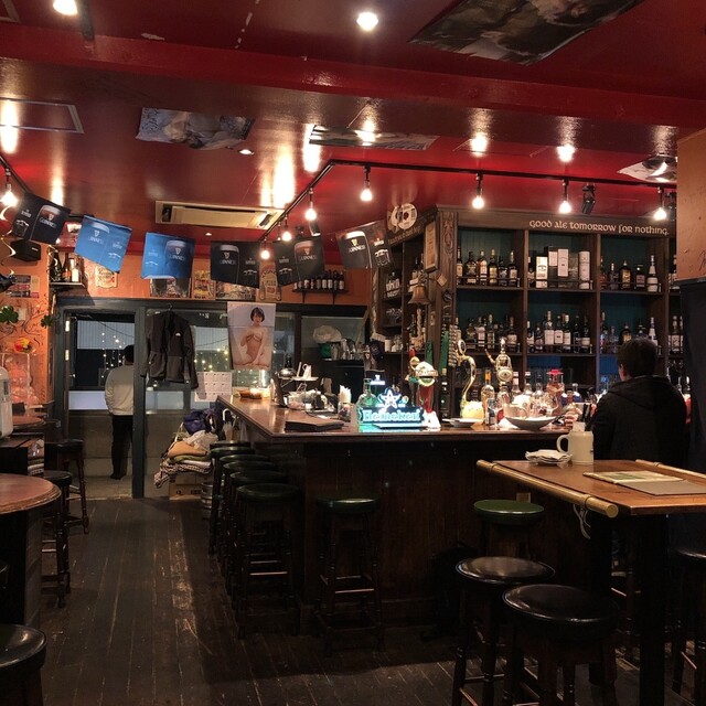 Irish Pub GREEN HILLS photo 4