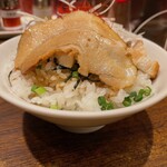 元祖 麺屋原宿 - チャーシュー丼