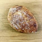 レ パン ファボリ - 天然酵母プチパン くるみ