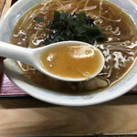 さか本そば店 - もやしワンタンのスープ