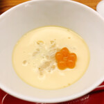 鮨おばな - シャリ入りの茶碗蒸しでした。