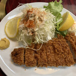 ファミリーハウス みちのく - カアちゃんはとんかつ定食1100円