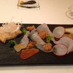 デフィ・ジョルジュマルソー - 鱧と鮮魚のカルパッチョ
                                柚子胡椒と唐墨がアクセントに