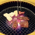 焼肉レストラン 徳寿苑 - ガス火