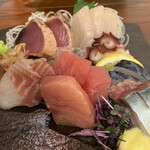 魚六 - 刺身盛り合わせ