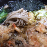 Komeiken - 手工製作的麵條