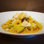 pastadolce - 帆立とアスパラのスパゲッティ～サフランソース