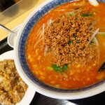 北京菜館 - 担々麺＋半チャーハン