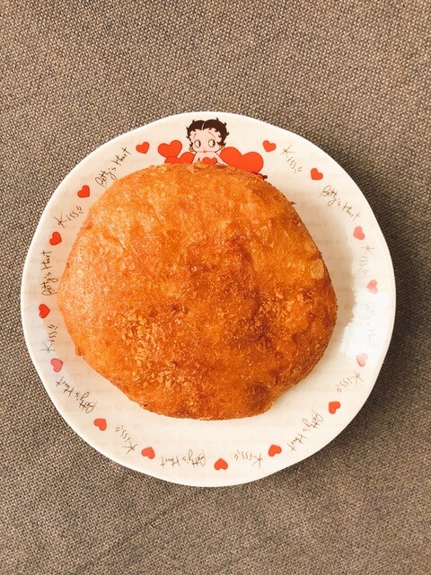 2022/3】カレーパンに過去最大級のじゃがいも』by のっちむ : しげぱん