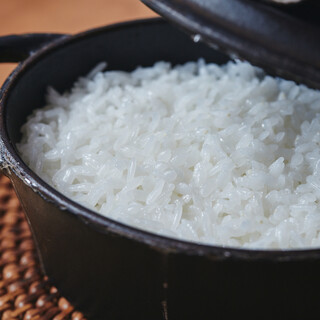 Freshly cooked Niigata Koshihikari in a STAUB (cast iron enamel pot)