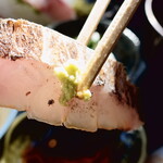 めしや　大磯港 - ”タチウオの炙り”、炙ることで香ばしくなった皮目の風味が漂い、白身の中の脂が程よくなり、食べれてみれば、口の中で蕩けていくような美味しさです。