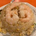 中華料理 香州 - 大粒の海老がインパクト大のビジュアル。