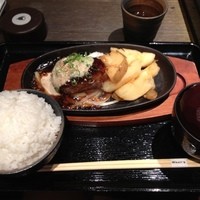 松阪牛WHAT'S 京都室町店 - 松坂牛ハンバーグランチ