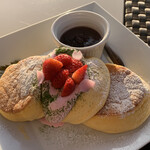 幸せのパンケーキ 淡路島テラス - 幸せの桜パンケーキ