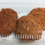 Koube Tei - 神戸亭ビーフコロッケ＆ベーコンとブロッコリーのクリーミーコロッケ