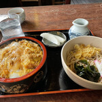 毛利多 - カツ丼セット冷や蕎麦