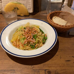 パスタバル スプーニャ - 桜えびたっぷりのペペロンチーノ