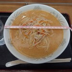 東華 - 味噌ラーメン650円　丼の直径20.5cm