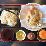 たか清 - 料理写真:いなにわ天ぷらうどん