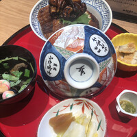 炭焼 うな富士 有楽町店 - 