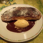 キャス・クルート - 目黒名物焼き立てバナナパイ